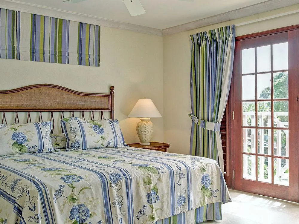 White Sands Speightstown 3*,