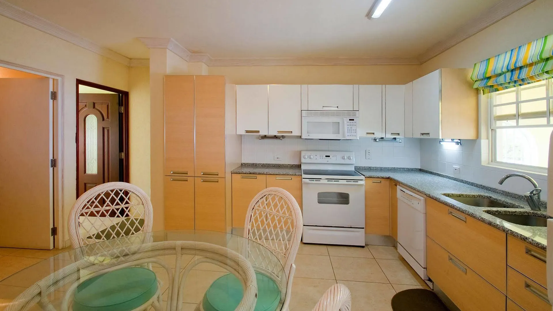 *** Hotel White Sands Speightstown Barbade
